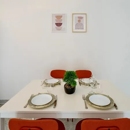 100m - Juan Stella Coeur Apartment