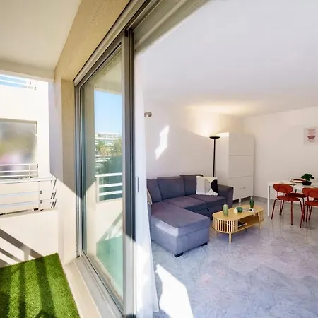 100m - Juan Stella Coeur Apartment Antibes